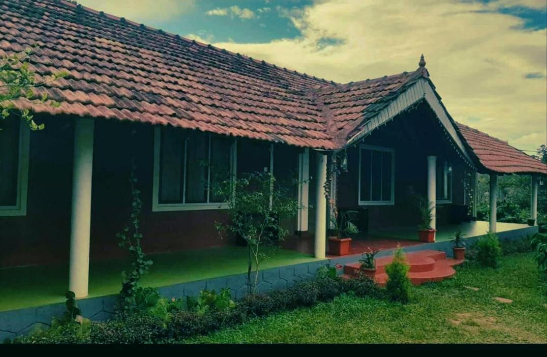 Agastya Lake View Coorg マディケーリ エクステリア 写真