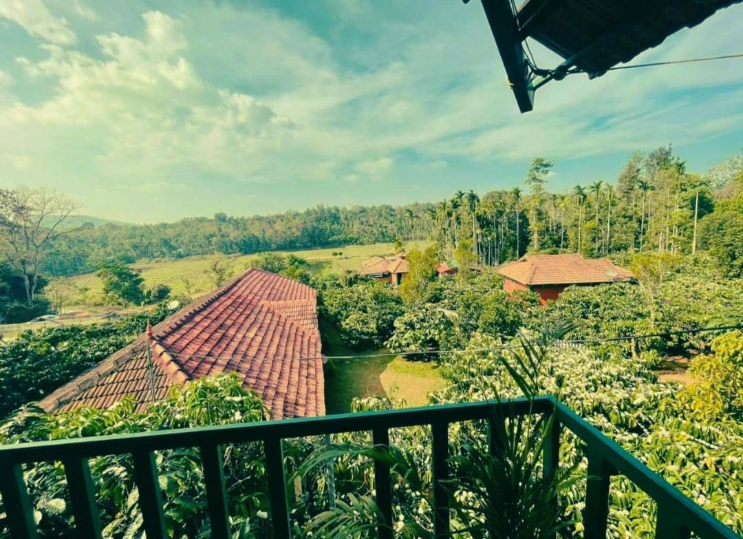 Agastya Lake View Coorg マディケーリ エクステリア 写真